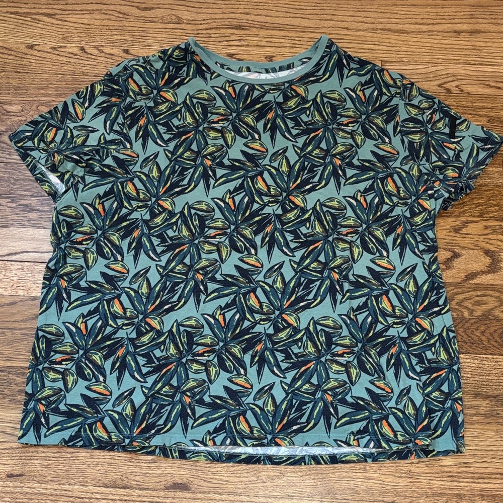 Goodfellow Leaf Print T-Shirt XXL